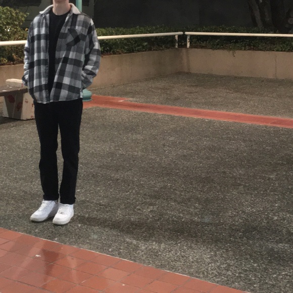 Meet your Posher, Jayce - Picture 1 of 1